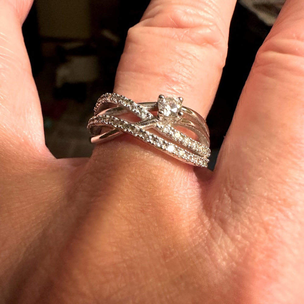 Cubic Zirconia Silver Ring Size 7